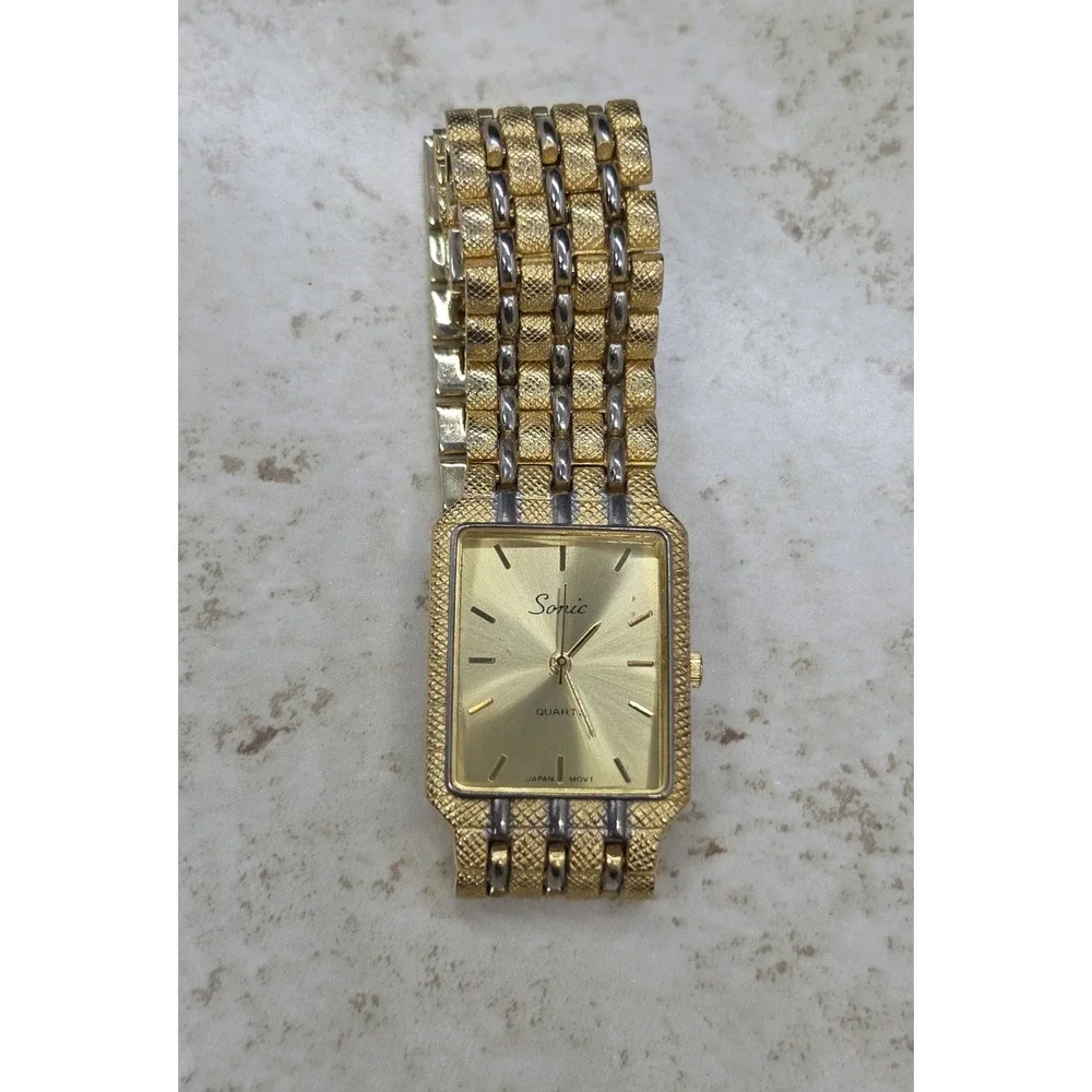 SONIC Gold Dial Tank Quartz Unisex Watch With Bracelet Band